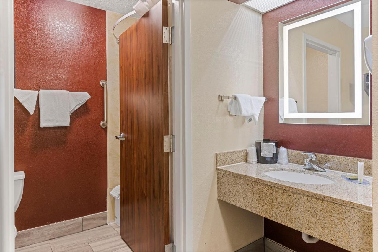 Clarion Pointe Savannah Gateway I-95 Exteriér fotografie
